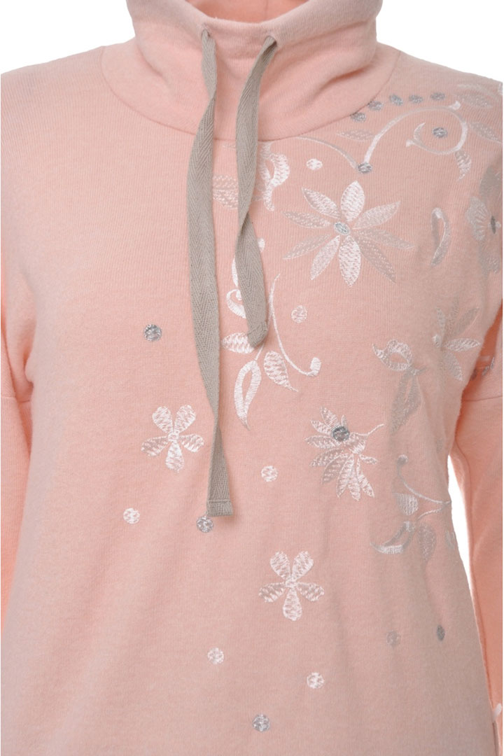 Picture of Set of Turtle Neck Full Sleeves Top with Pajama - Peach & Beige