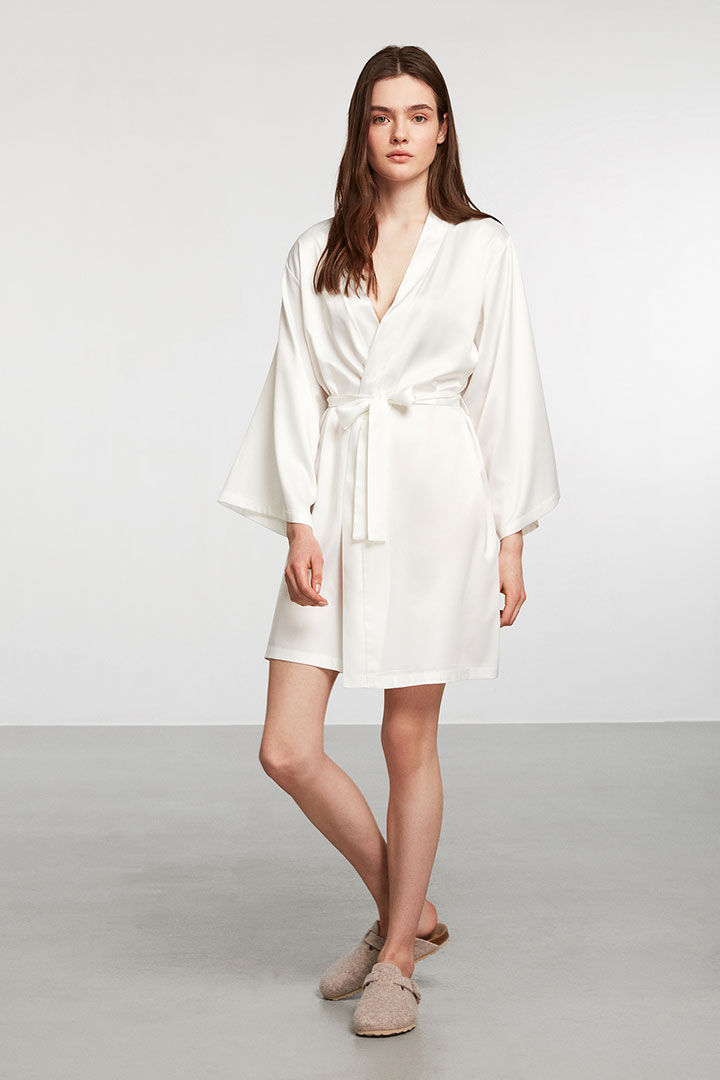 Picture of Bridal Robe - White