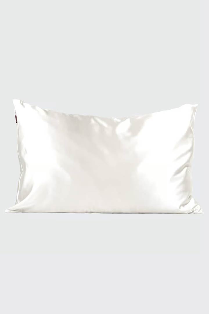 صورة غطاء وسادة ساتان - أبيض